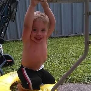 Meet your Posher, Cassandra